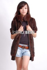 Mink Fur and Rabbit Fur Blended Kintted Vest with Fox fur collar